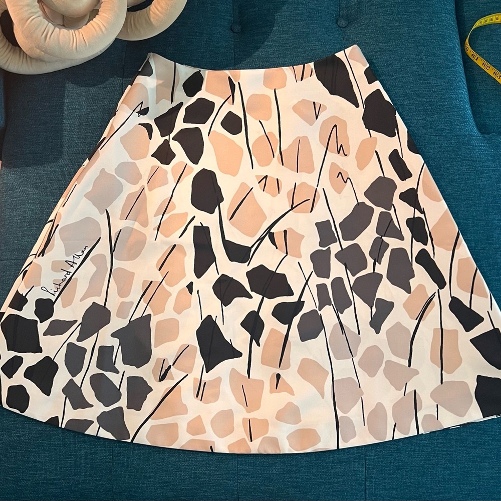Richard Allen h&m size 10 skirt